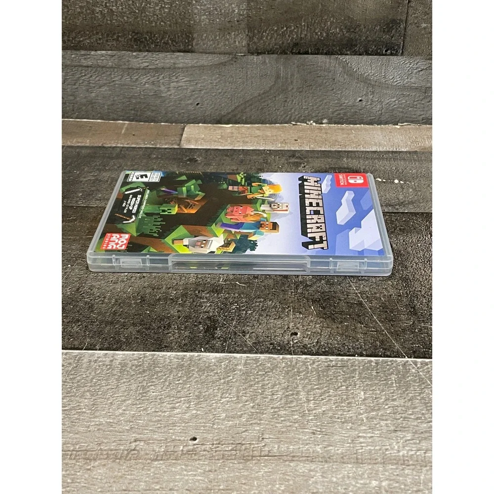 Minecraft Nintendo Switch Video Game with Super Mario Mash-Up Pack HAC-P-AEUCA